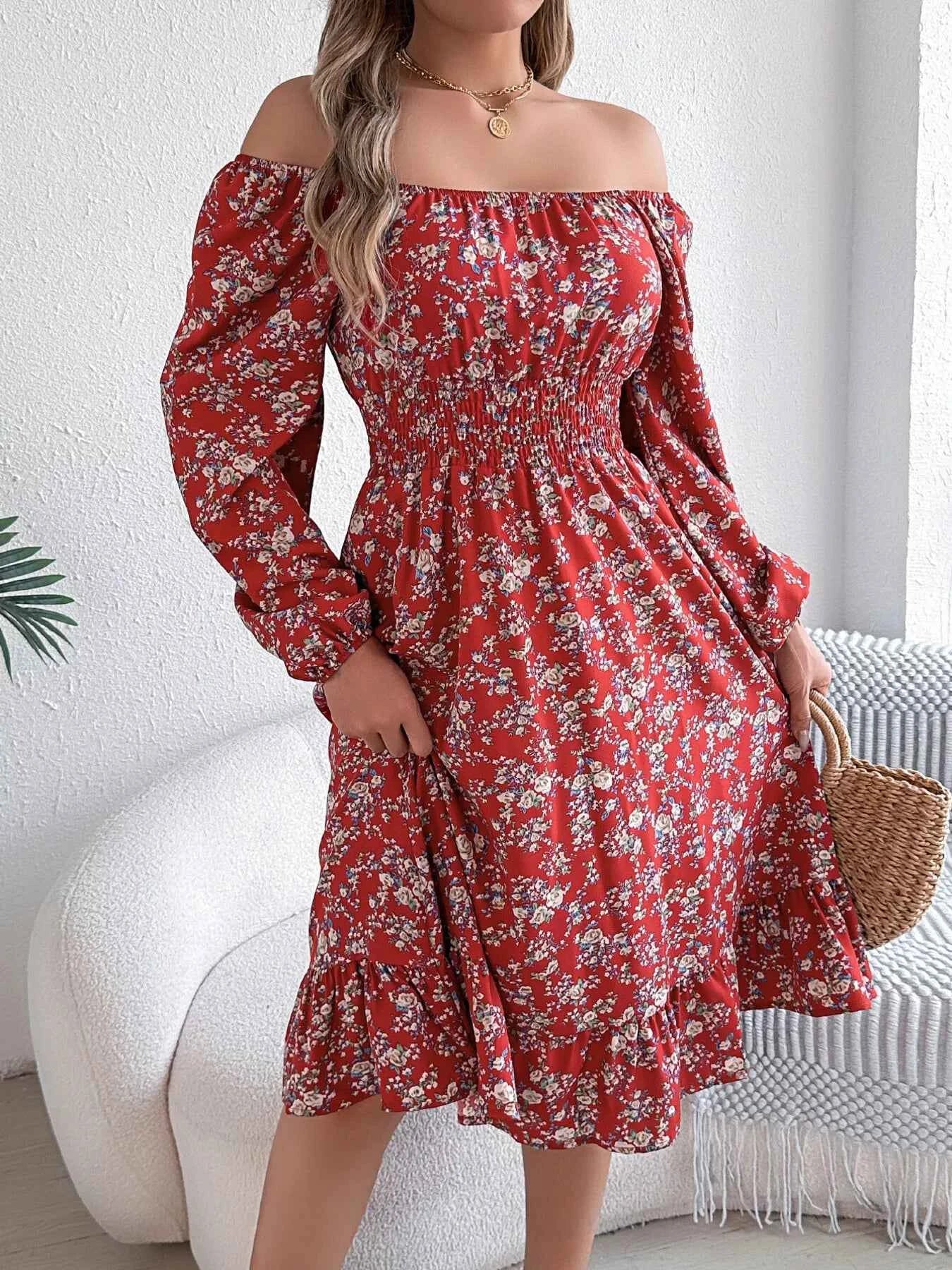 Floral Print Midi Dress with Long Sleeves and Square Neck