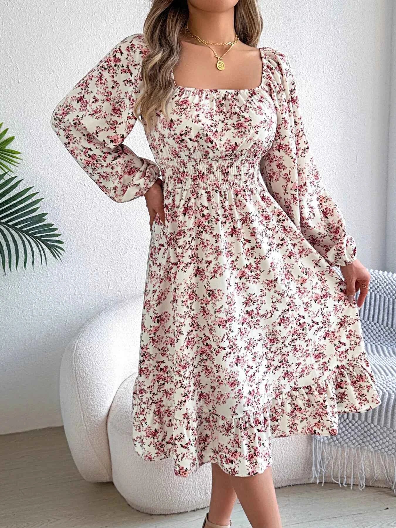 Floral Print Midi Dress with Long Sleeves and Square Neck