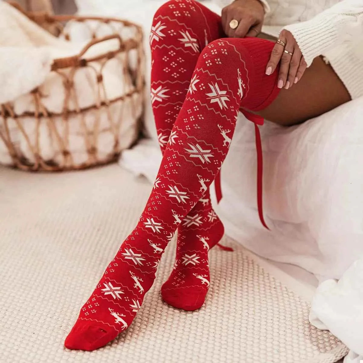 Christmas Bow Socks - Festive Knee-High Winter Fashion