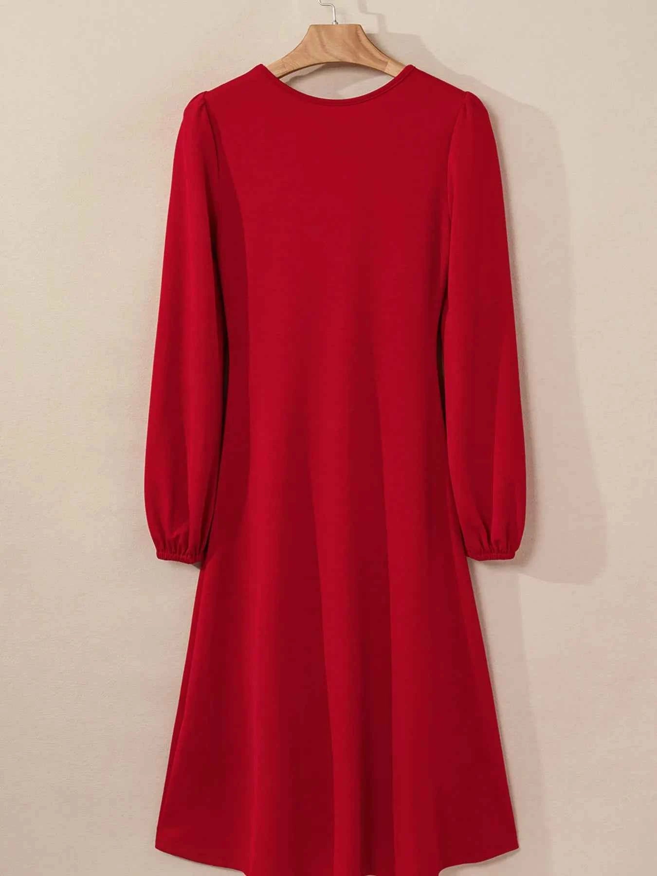 Solid Color Midi Dress with Ruched Detail and Long Sleeves for Effortless Style - Nico`s Store