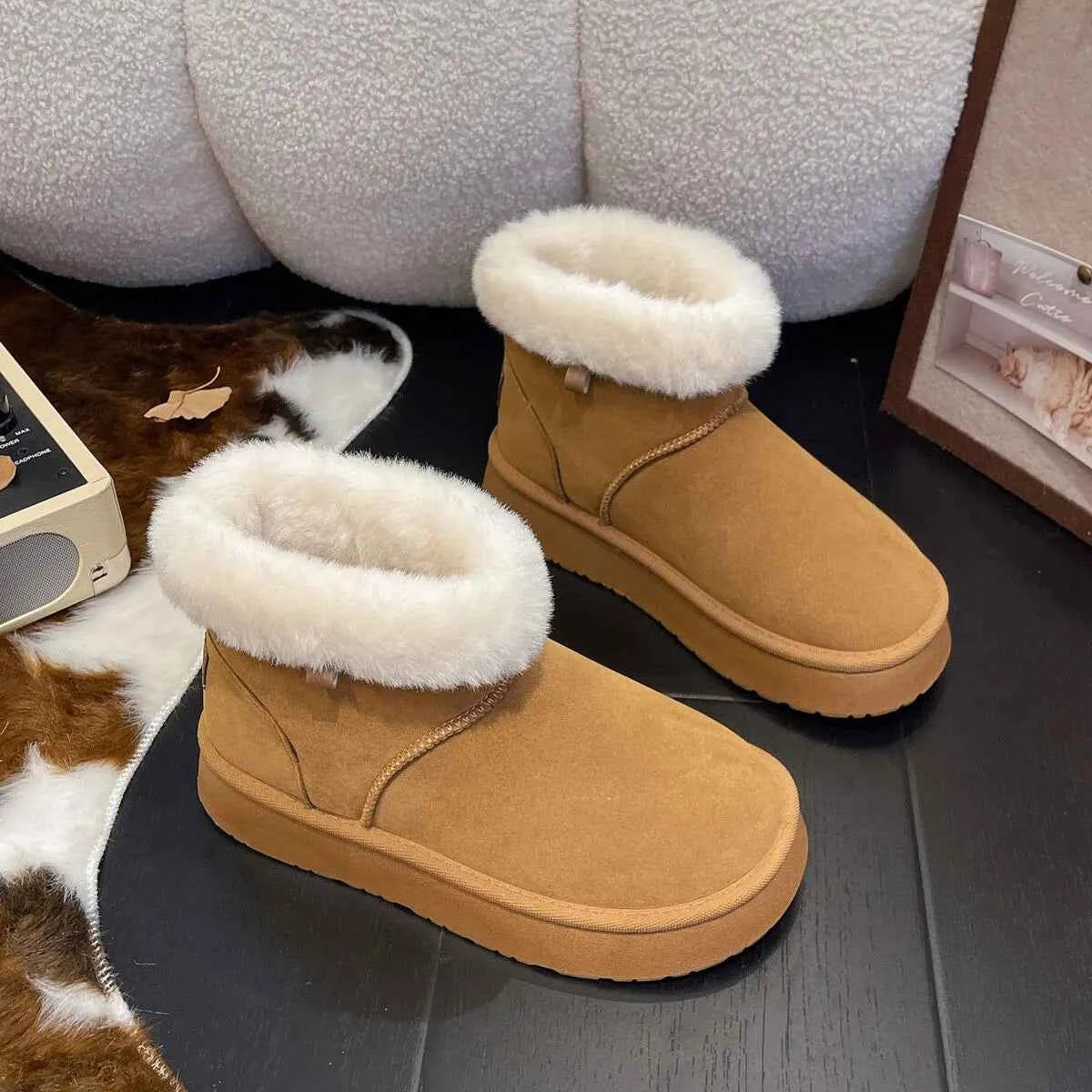 Round Toe Platform Boots -Nico's store - Nico`s Store