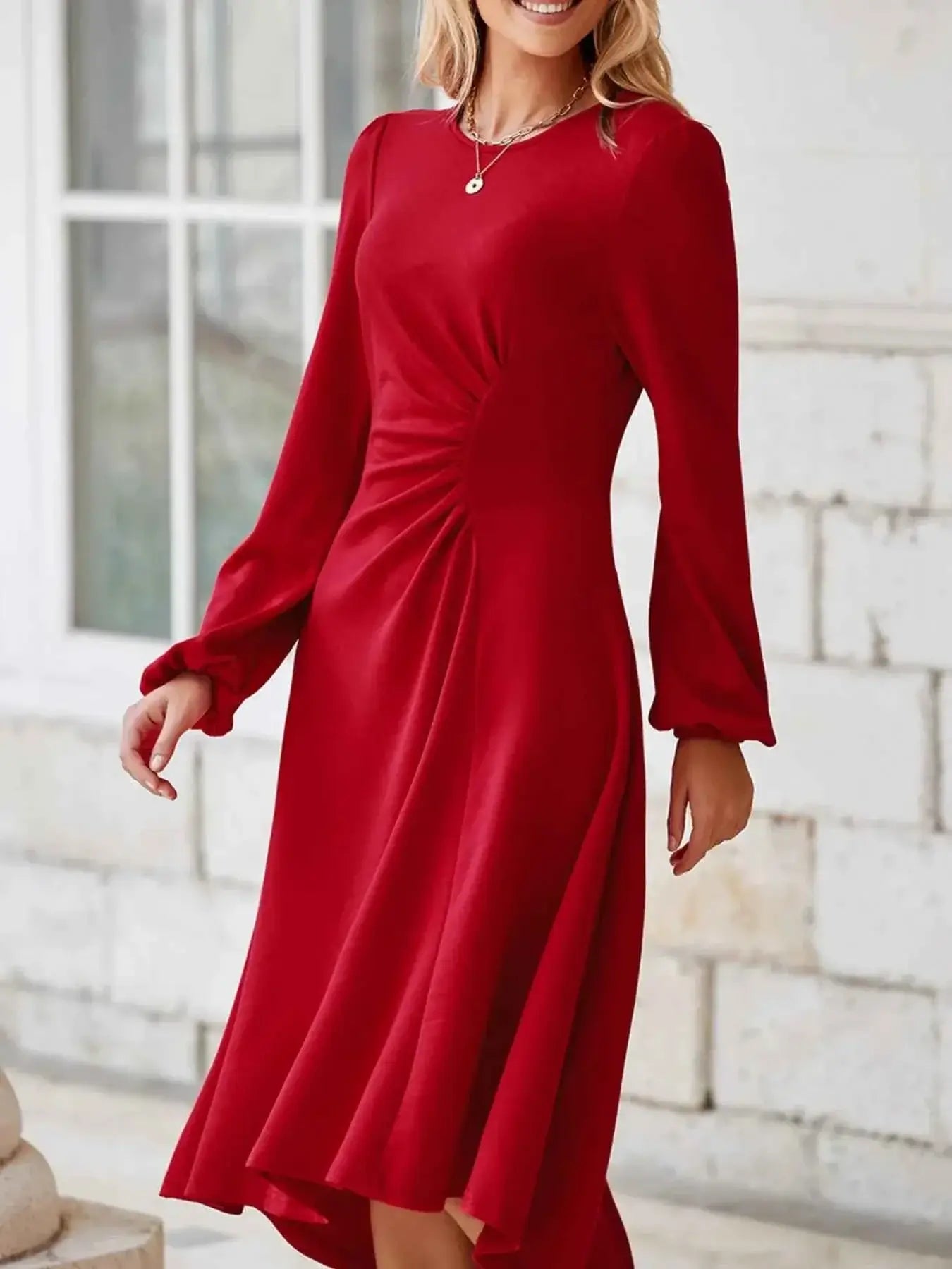 Solid Color Midi Dress with Ruched Detail and Long Sleeves for Effortless Style - Nico`s Store