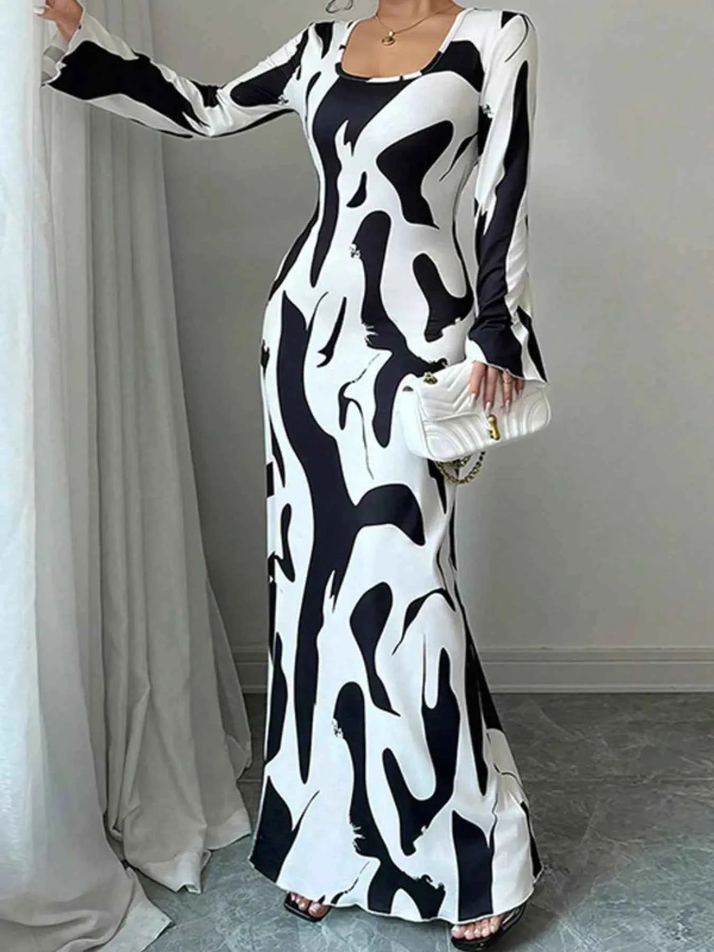 Abstract Print Maxi Dress - Long Sleeve Elegant Fashion Statement - Nico`s Store