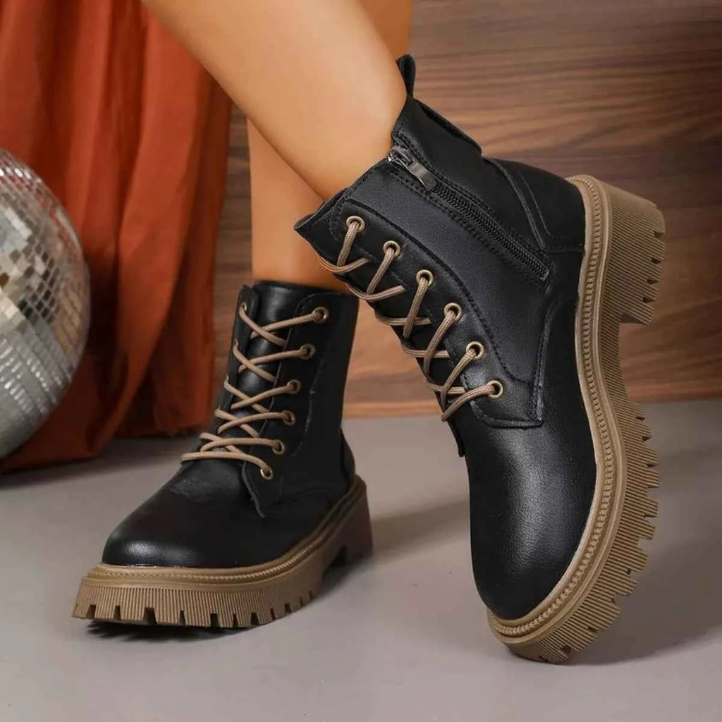 Lace Up Round Toe Boots for Stylish Comfort and Durability
