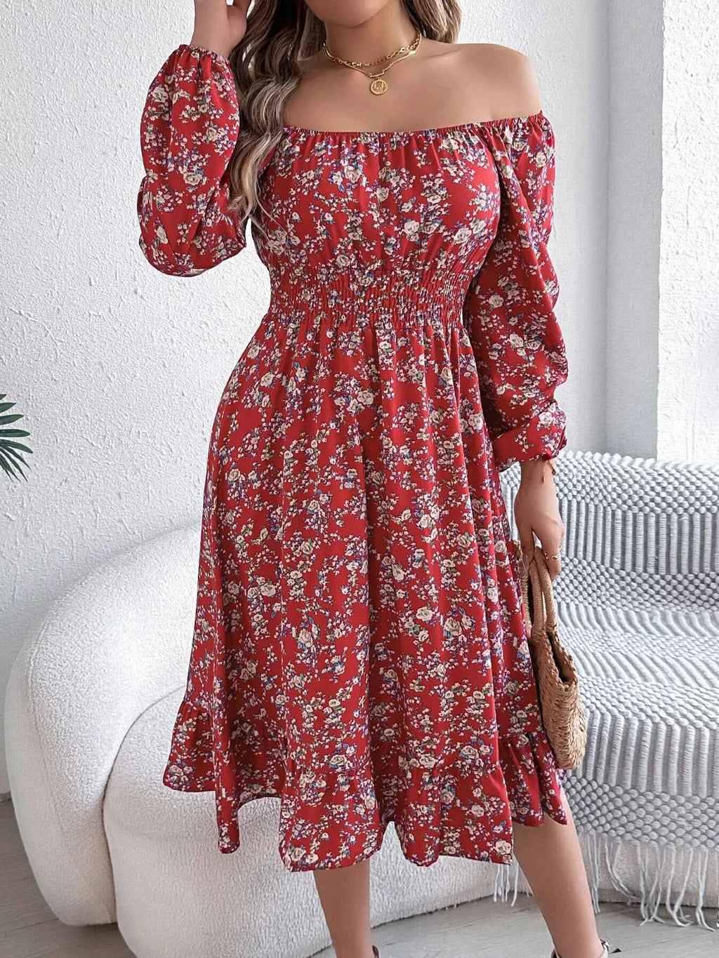 Floral Print Midi Dress with Long Sleeves and Square Neck
