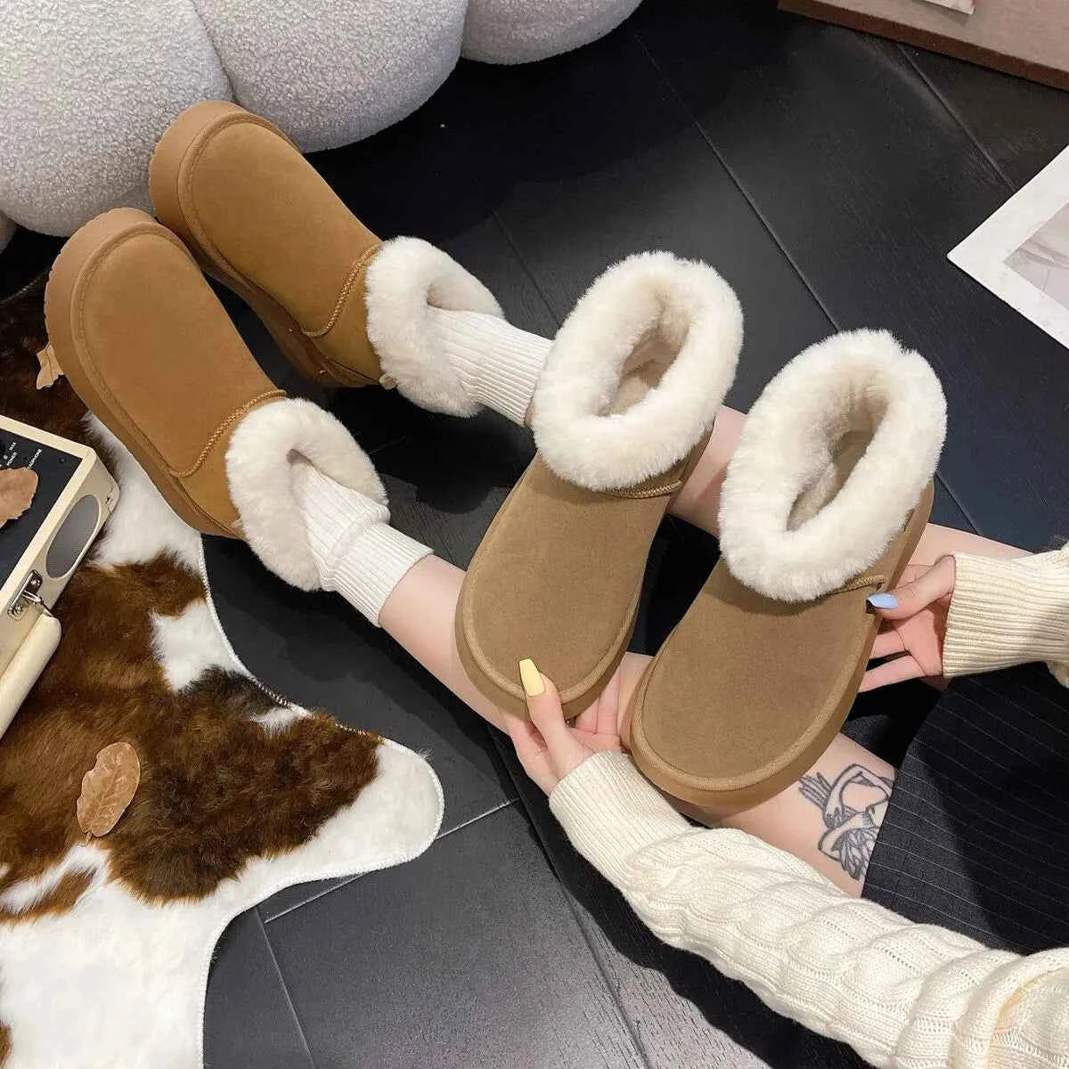 Round Toe Platform Boots -Nico's store - Nico`s Store