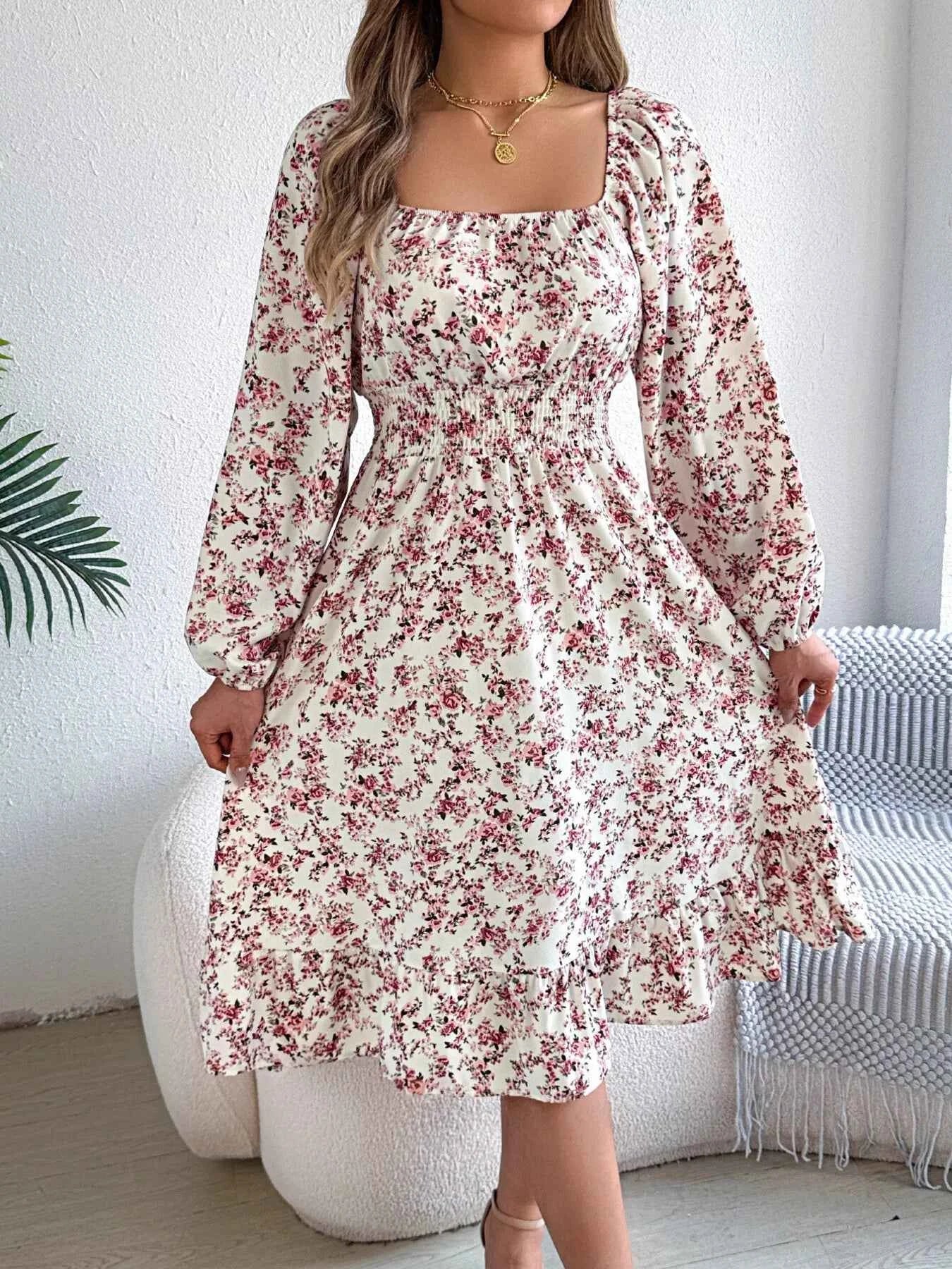 Floral Print Midi Dress with Long Sleeves and Square Neck