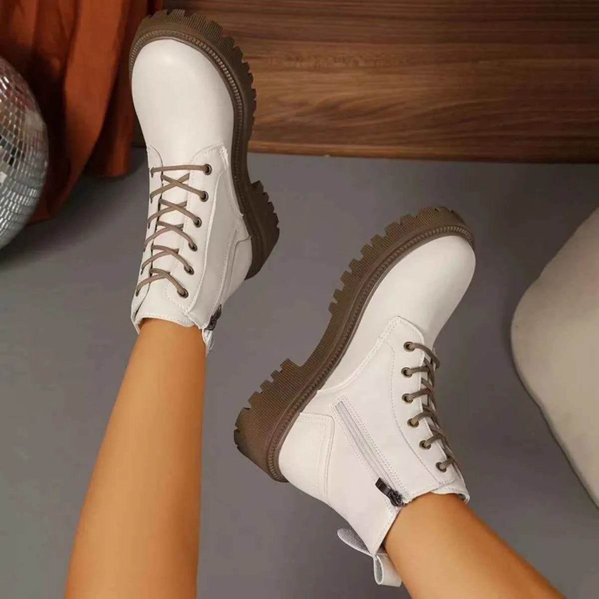 Lace Up Round Toe Boots for Stylish Comfort and Durability