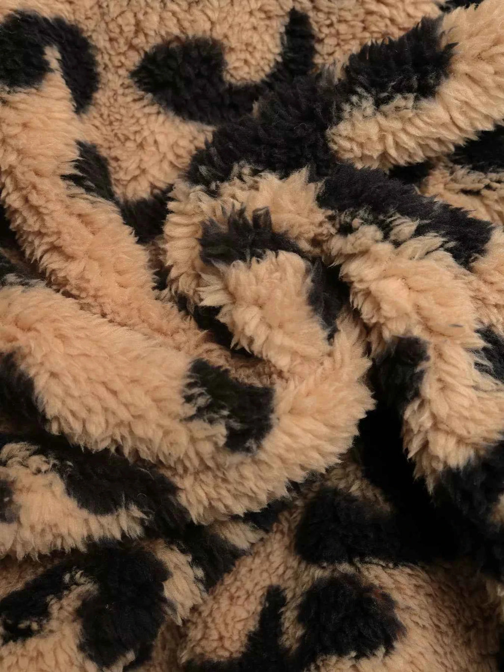 Leopard Fleece Jacket - Stylish Zip Up Design - Nico`s Store