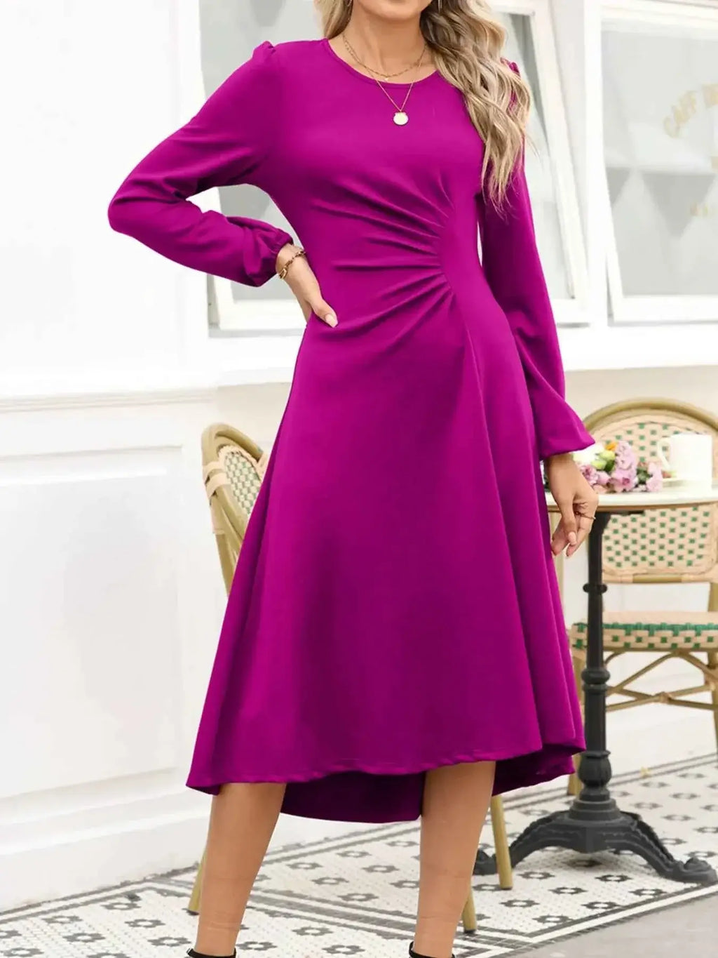 Solid Color Midi Dress with Ruched Detail and Long Sleeves for Effortless Style - Nico`s Store