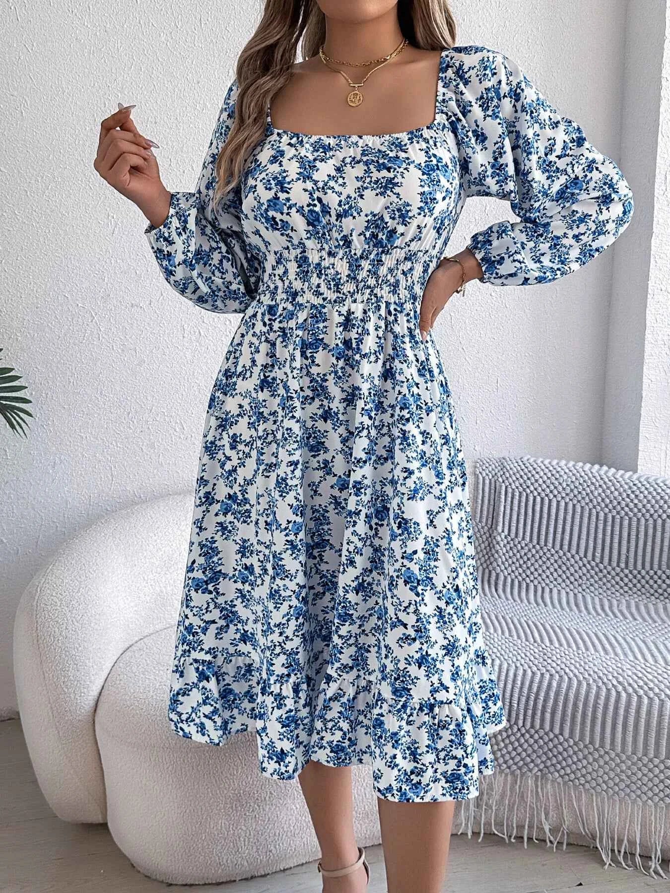 Floral Print Midi Dress with Long Sleeves and Square Neck