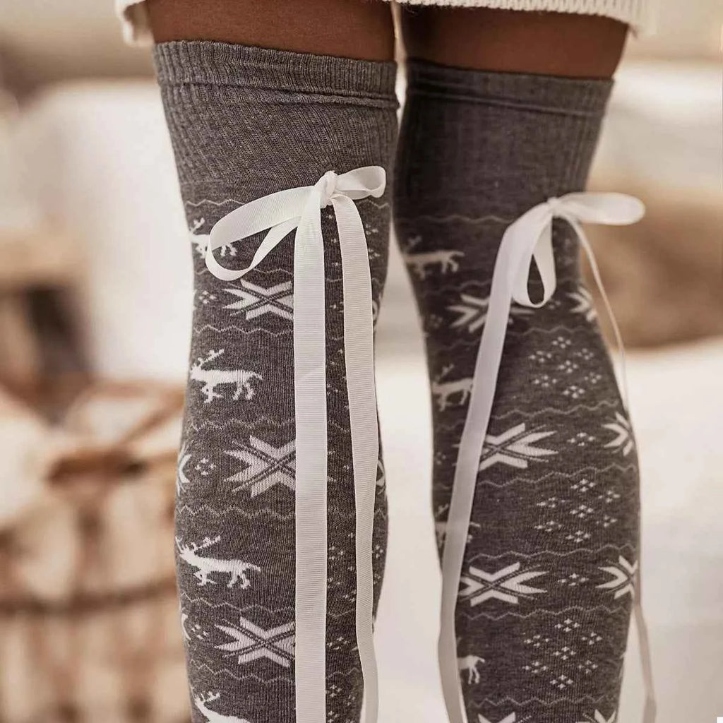 Christmas Bow Socks - Festive Knee-High Winter Fashion